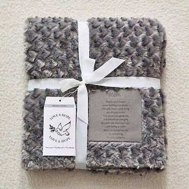 \"A Mother\'s Love\" 1-Ply Faux Fur Patch Throw 50\"x60\"